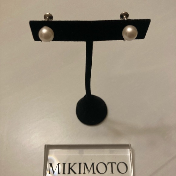 Mikimoto Jewelry Mikimoto Akoya Large Rare 8mm Pearls Non Pierced